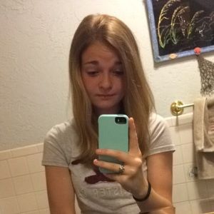 Meet your Posher, Kelsey