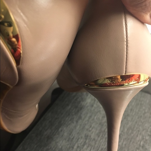 NWOT Calvin Klein Heels