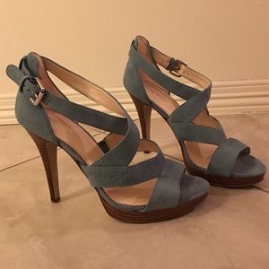 Nine West Marine blue, suede heels