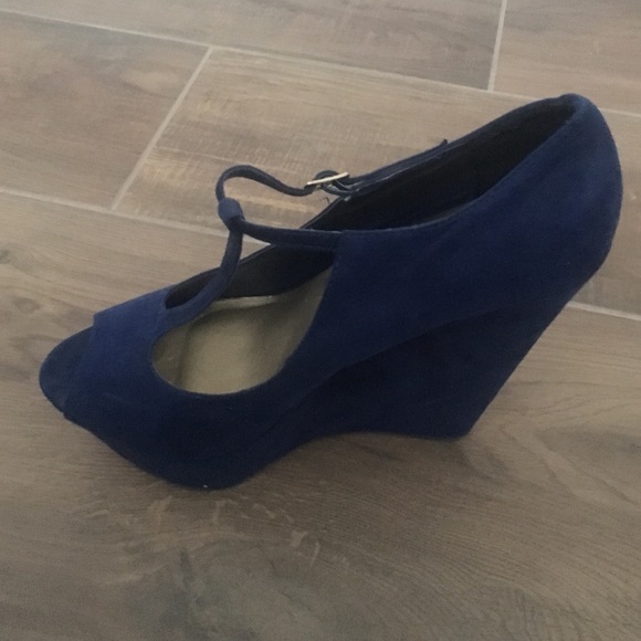 Blue wedge heels