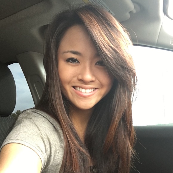 Meet your Posher, Rosalie - Picture 2 of 2