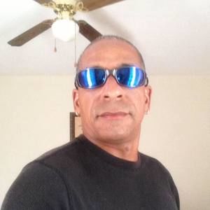 Meet your Posher, Luis