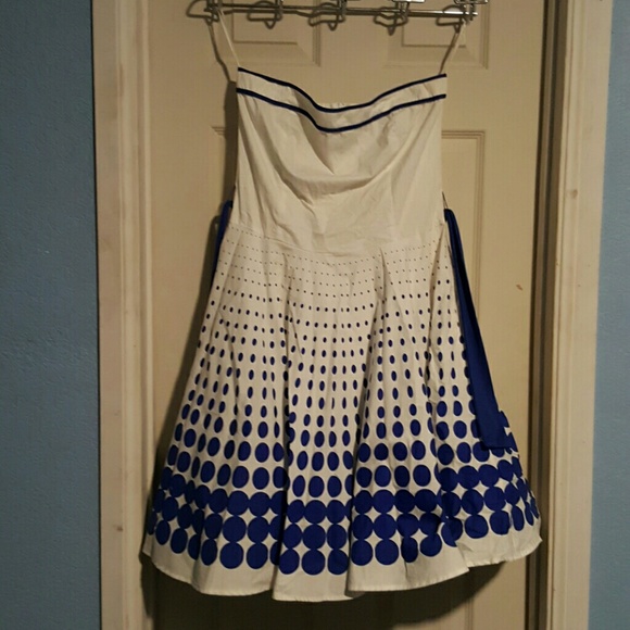 Rockabilly/PinUp strapless dress