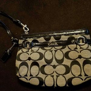 Nwot coach wristlet