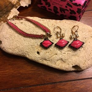 Betsey Johnson Diner Collection Hot Lips Set