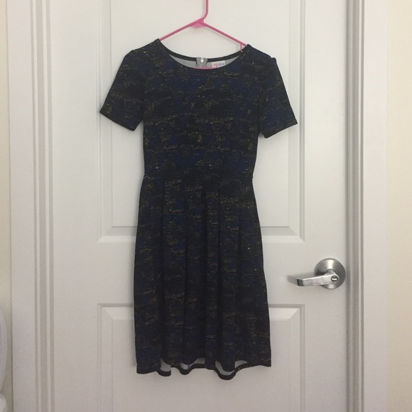 EUC S LuLaRoe Amelia