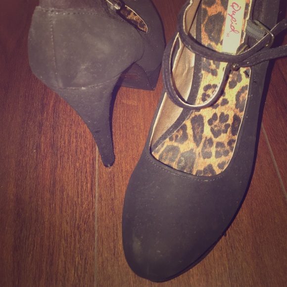 Black Heel.