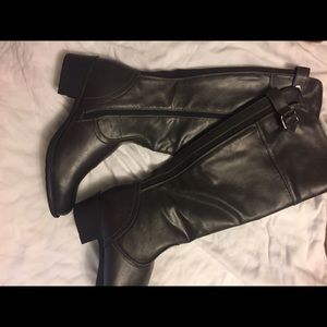 Brand new black boots