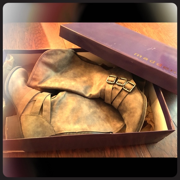 NWT Steve Madden Tall Boots gray/taupe