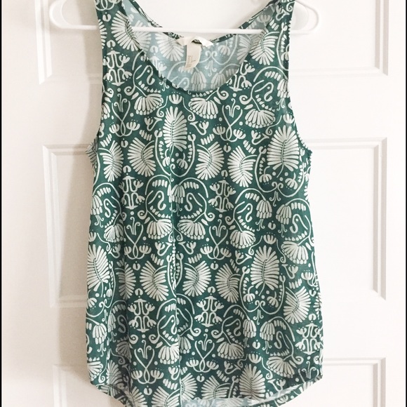 H & M loose shirt size S