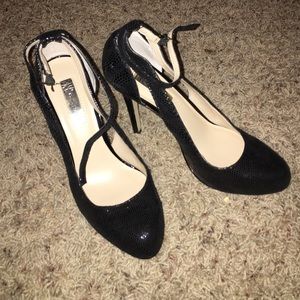 Cute heels brand new size 7.5