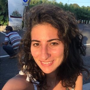 Meet your Posher, Sarah