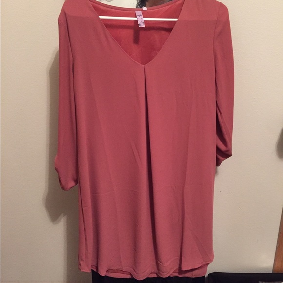 Selling my dress. Never warn, size xs.