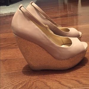 Madden girl Sparky peep toe wedges