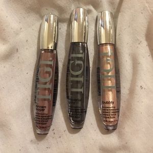 TIGI creme eyeshadow