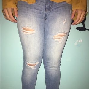 light wash skinny jeans from American eagle