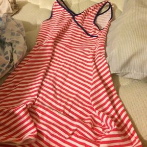 A size 7/8 dress price 7$