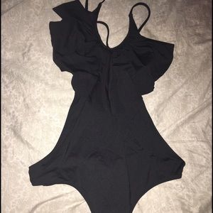 Hm  cut out swimwear bathing suit 😻😻😻