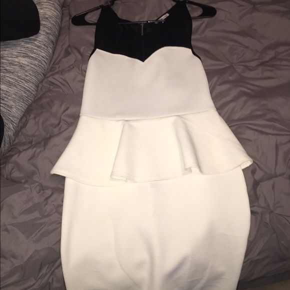 Dress - Picture 1 of 1