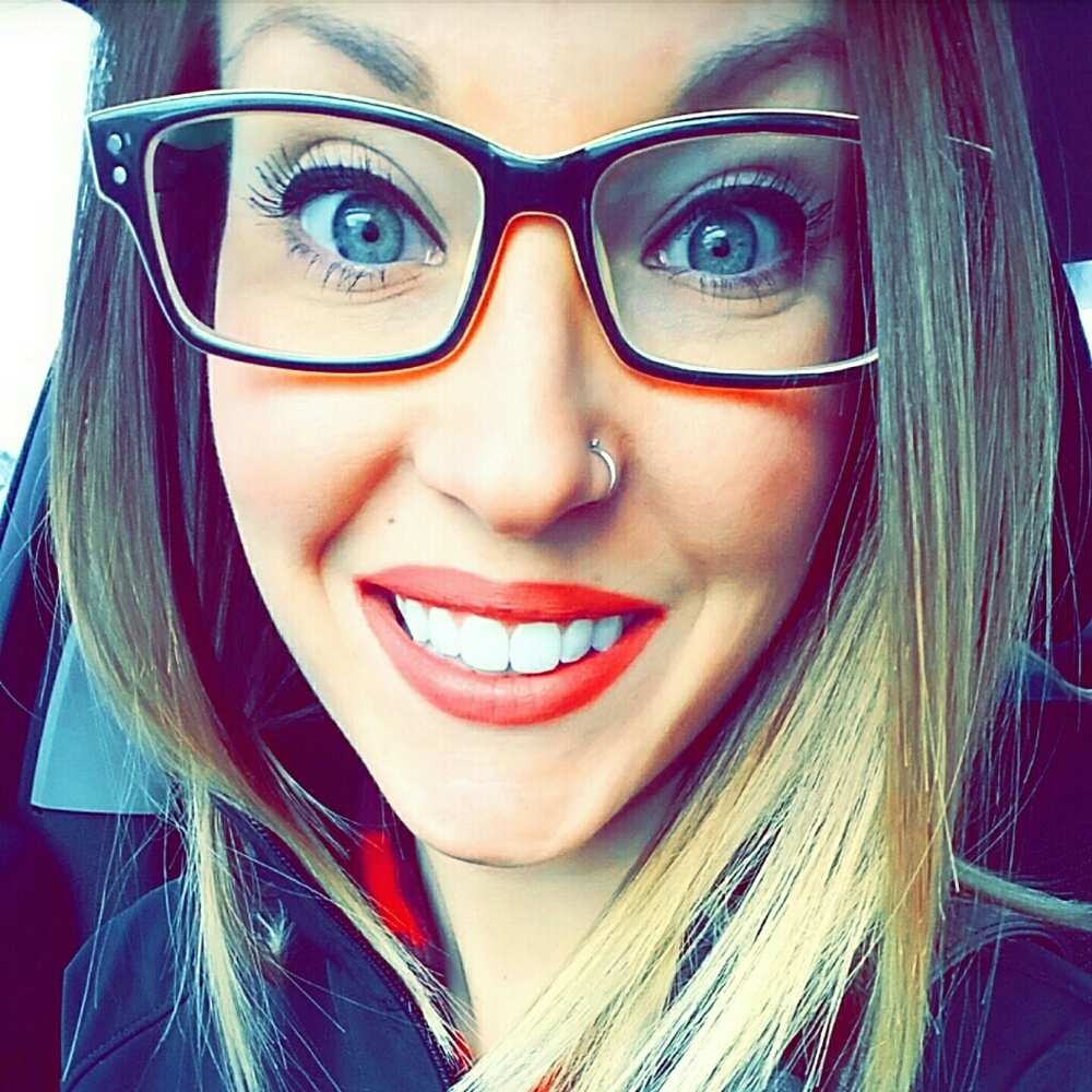 Meet your Posher, Crystal