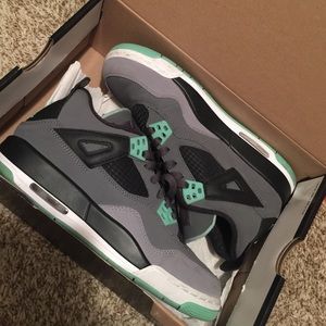 AIR JORDAN RETRO 4 (GS)
