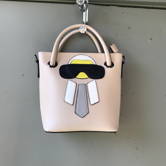 NWT Trendy Statement Style Fashion Crossbody Bag - Picture 6 of 8