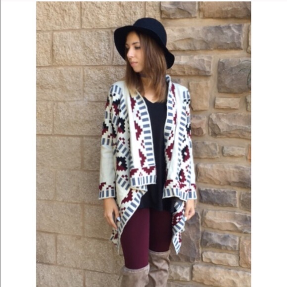 Asymmetrical Long Open Cardigan - Picture 3 of 3