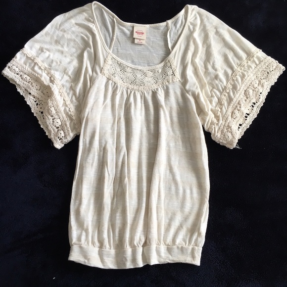 Mossimo | Lacey Top