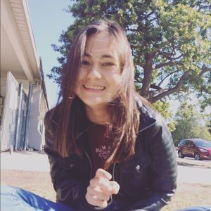 Meet your Posher, Lexie