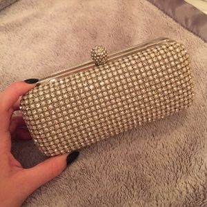 Silver/pearly sparkly clutch