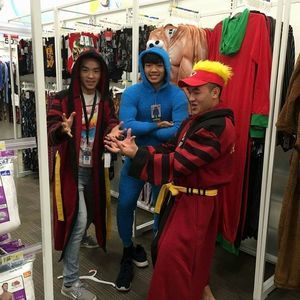 Meet your Posher, Houa