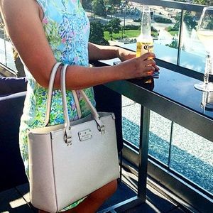 Kate spade purse medium size cream color