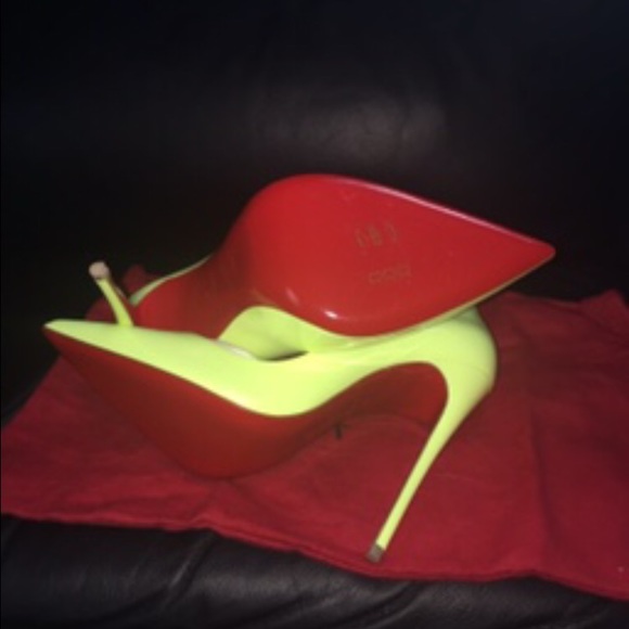 ‼️‼️‼️SOLDDDDDDDD‼️‼️‼️‼️‼️‼️‼️‼️AUTHENTIC CHRISTIAN LOUBOUTIN SO KATE PUMP - Picture 2 of 7