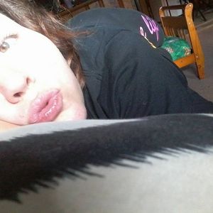 Meet your Posher, April