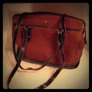 Etiennee aigner used purse