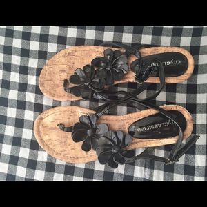 🌸 Sandal with Flower detailing 🌸