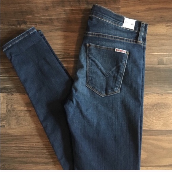 HUDSON Midrise Super Skinny