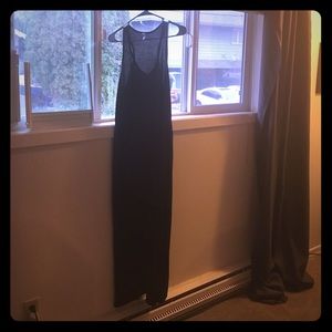 sleeveless maxi dress