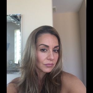 Meet your Posher, Jacqueline