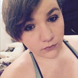 Meet your Posher, Carolyn