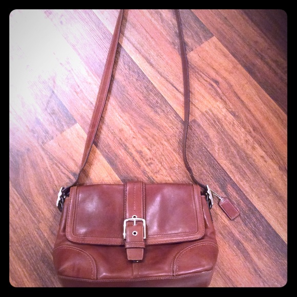 Coach Handbags - Vintage COACH purse