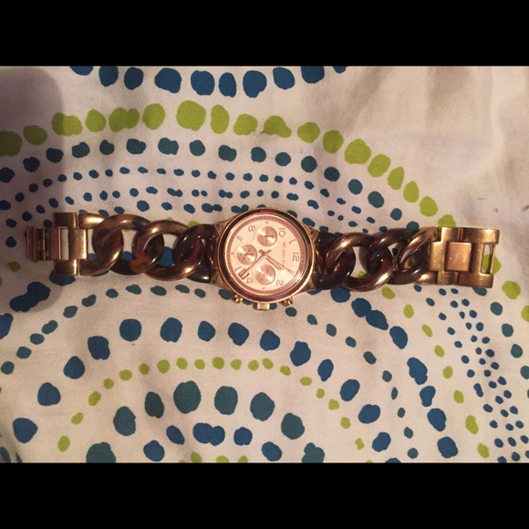 ❌❌❌sold❌❌❌Michael kors watch tortoise