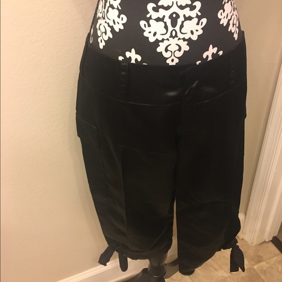 Capri cargo style pants!