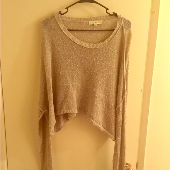 Cropped sweater