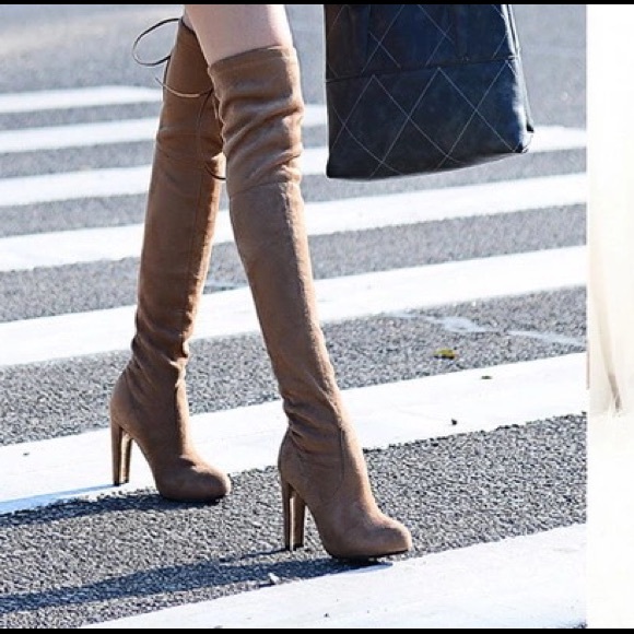 Brown boots - Picture 2 of 5