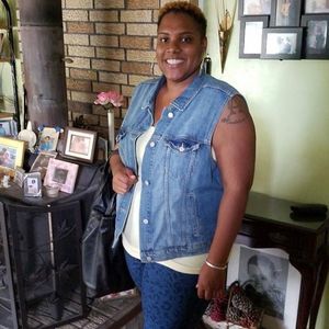 Meet your Posher, Candice