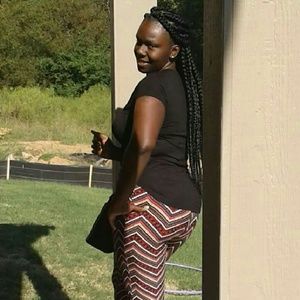 Meet your Posher, Crystal