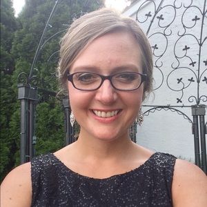 Meet your Posher, Christina