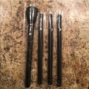 Makeup brushes