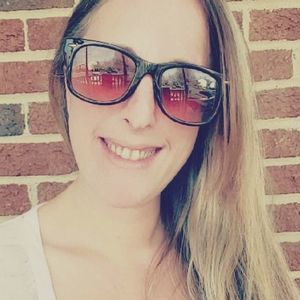 Meet your Posher, Kelli